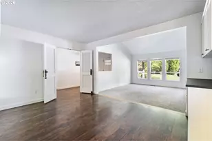 16335 SW Sylvan Ct, Portland, OR 97224 - Photo 6