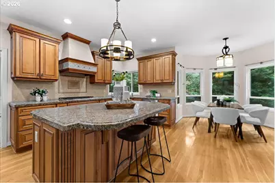 5008 Hartford Pl, Lake Oswego, OR 97035 - Photo 10
