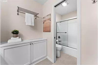 5008 Hartford Pl, Lake Oswego, OR 97035 - Photo 38