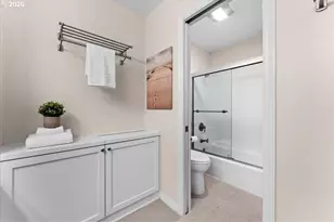 5008 Hartford Pl, Lake Oswego, OR 97035 - Photo 38