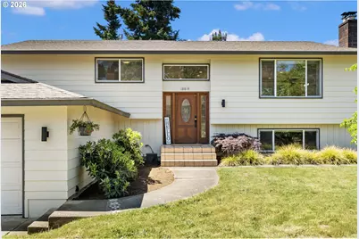 18819 Shenandoah Dr, Oregon City, OR 97045 - Photo 2