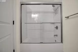 3615 SW Huber St, Portland, OR 97219 - Photo 18