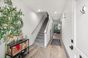 2896 SE 87th Ave, Portland, OR 97266 - Photo 6