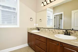 15325 NW Dominion Dr, Portland, OR 97229 - Photo 22