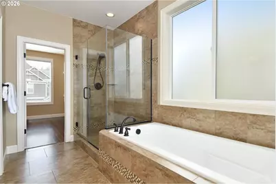 15325 NW Dominion Dr, Portland, OR 97229 - Photo 18