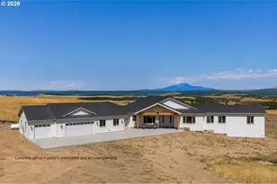 823 Horseshoe Bend Rd, Centerville, WA 98613 - Photo 2