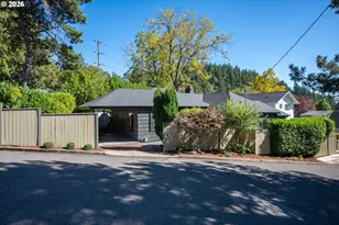 3590 SW Patton Rd, Portland, OR 97221 - Photo 2