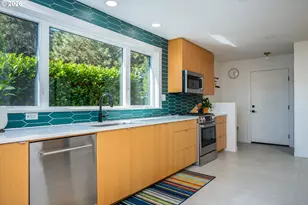 3590 SW Patton Rd, Portland, OR 97221 - Photo 16