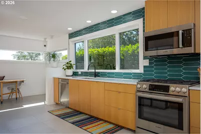 3590 SW Patton Rd, Portland, OR 97221 - Photo 12