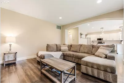 18389 S Winnifred Ave, Molalla, OR 97038 - Photo 18