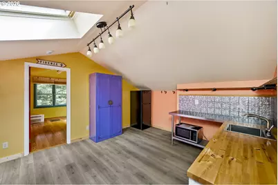 10548 NW Skyline Blvd, Portland, OR 97231 - Photo 32