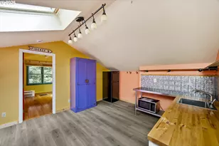 10548 NW Skyline Blvd, Portland, OR 97231 - Photo 32