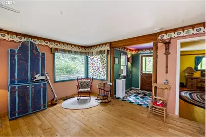 10548 NW Skyline Blvd, Portland, OR 97231 - Photo 6