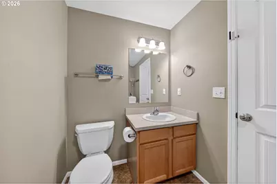 209 NE Rose Ridge Dr, Winston, OR 97496 - Photo 14