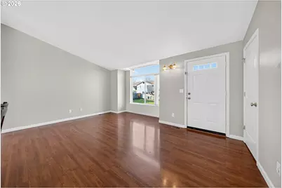 209 NE Rose Ridge Dr, Winston, OR 97496 - Photo 4