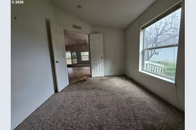 186 Elochoman Valley Rd, Cathlamet, WA 98612 - Photo 32