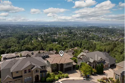 4023 NW Sunset Cir, Portland, OR 97229 - Photo 2