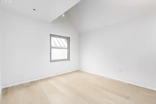 948 S Palatine Hill Rd, Portland, OR 97219 - Photo 44