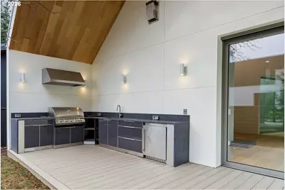 948 S Palatine Hill Rd, Portland, OR 97219 - Photo 8