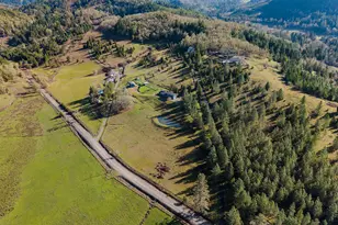 481 Strader Rd, Roseburg, OR 97470 - Photo 2