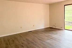 481 Strader Rd, Roseburg, OR 97470 - Photo 14