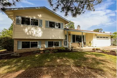 11925 SE 70th Ave, Milwaukie, OR 97222 - Photo 2