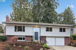 2730 SW Plum Ct, Portland, OR 97219 - Photo 2
