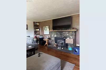 67623 E Bay Rd, North Bend, OR 97459 - Photo 6