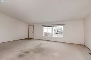 375 Metlako Way, Columbia City, OR 97018 - Photo 4