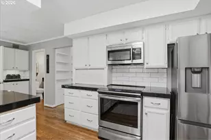 10906 NE 8th Ave, Vancouver, WA 98685 - Photo 14