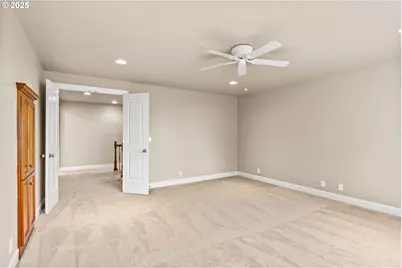 1163 Cedar Ridge Dr, Eugene, OR 97401 - Photo 34