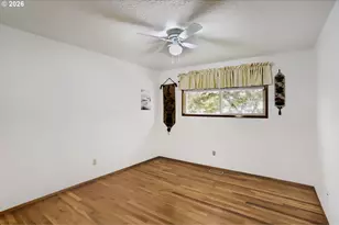 1629 Newport Way, Woodburn, OR 97071 - Photo 12