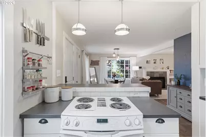 2929 Louisiana St, Longview, WA 98632 - Photo 14