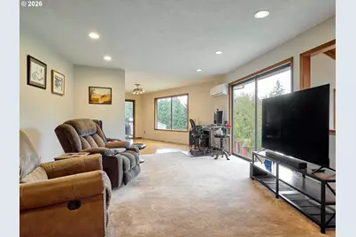 3780 Victor Point Rd NE, Silverton, OR 97381 - Photo 8