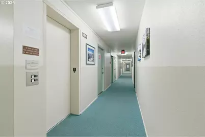 2005 Tibbetts Dr, Longview, WA 98632 - Photo 8