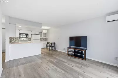 2005 Tibbetts Dr, Longview, WA 98632 - Photo 12