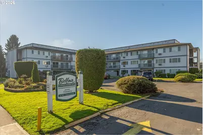 2005 Tibbetts Dr, Longview, WA 98632 - Photo 1