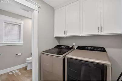 2701 SW Latourell Pl, Troutdale, OR 97060 - Photo 12