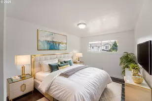 226 SE 157th Ave, Portland, OR 97233 - Photo 8