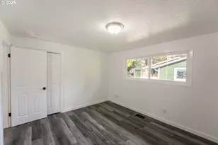226 SE 157th Ave, Portland, OR 97233 - Photo 22