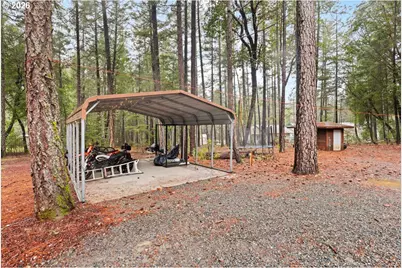 372 Thornbrook Dr, Merlin, OR 97532 - Photo 30