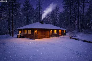 372 Thornbrook Dr, Merlin, OR 97532 - Photo 1