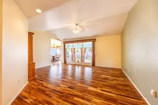 1203 E 2nd Ave, Sutherlin, OR 97479 - Photo 2