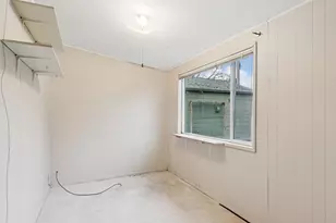 8234 NE Webster St, Portland, OR 97220 - Photo 18