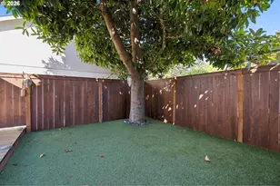 17891 SW George Ct, Beaverton, OR 97078 - Photo 38