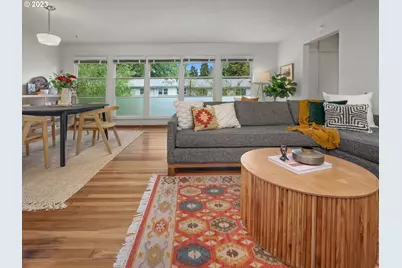6807 NE Broadway, Portland, OR 97213 - Photo 2