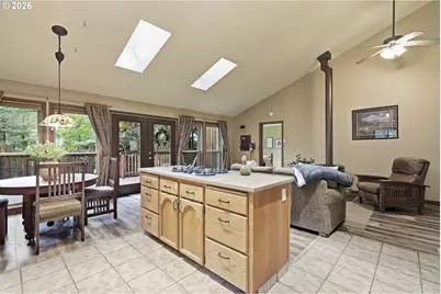 69881 E Alpine North Ct, Rhododendron, OR 97049 - Photo 10
