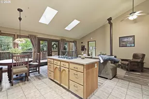 69881 E Alpine North Ct, Rhododendron, OR 97049 - Photo 10