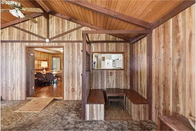 474 N Wasson St, Coos Bay, OR 97420 - Photo 4