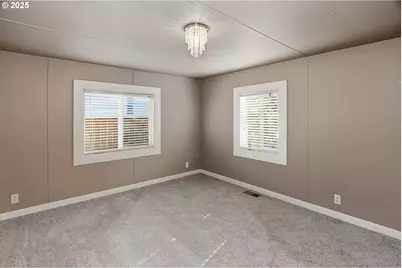 1475 Green Acres Rd #121, Eugene, OR 97408 - Photo 8